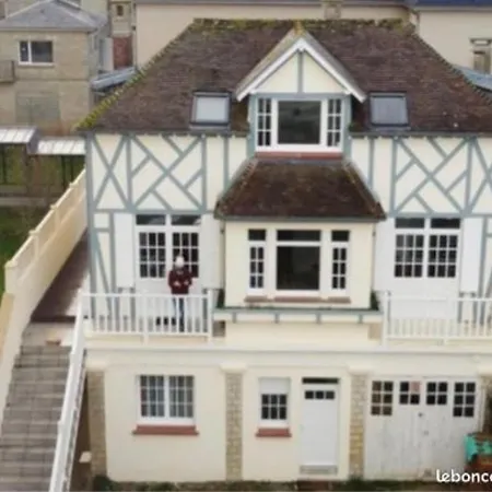 Holiday home Chantereyne Entree De Ouistreham