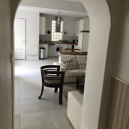 Chantereyne Entree De Ouistreham