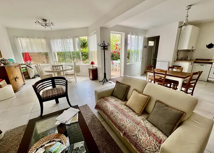 Chantereyne Entree De Plage, 8 Couchages *